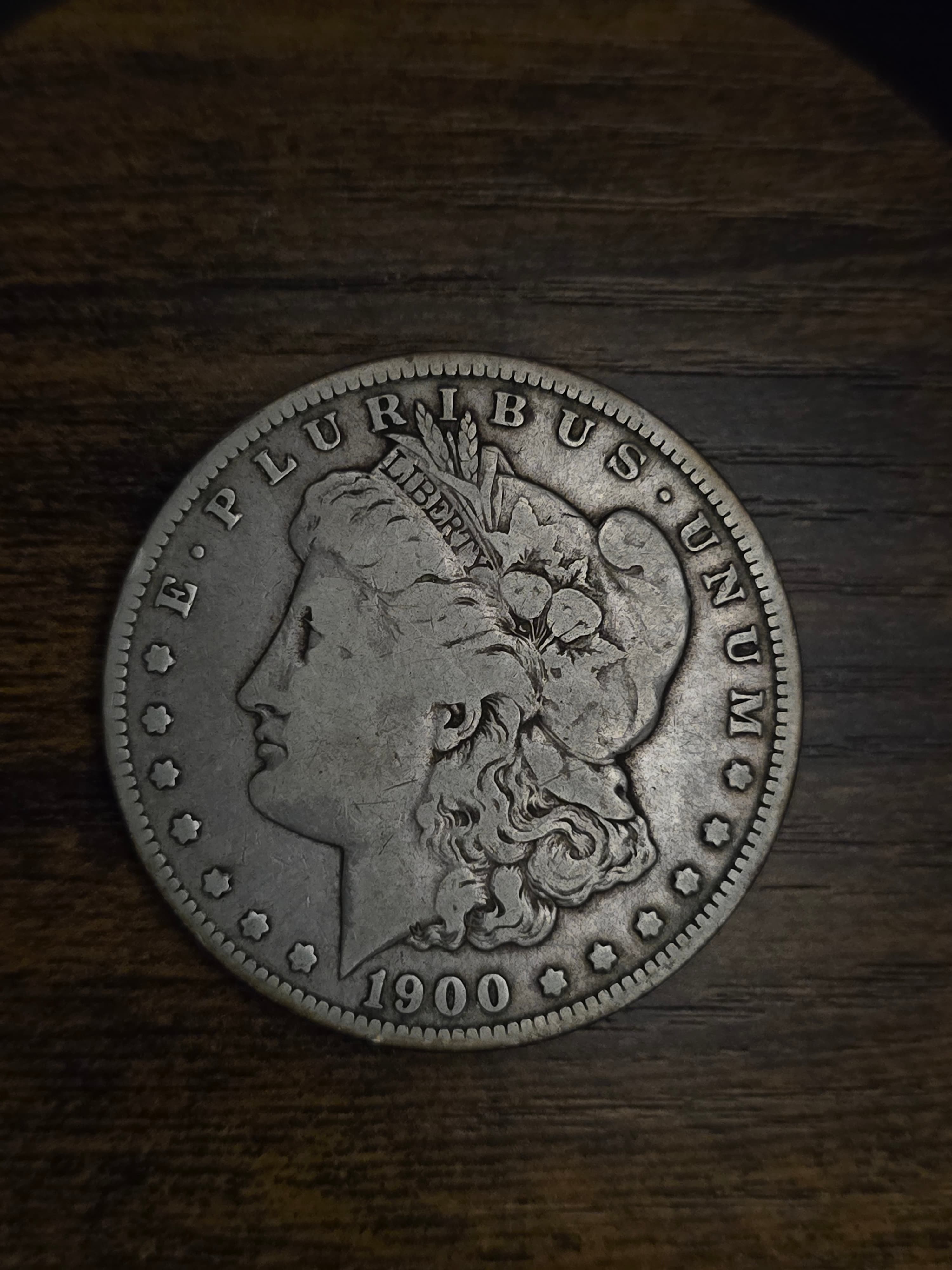 Product image of 1900 Morgan dollar - USA