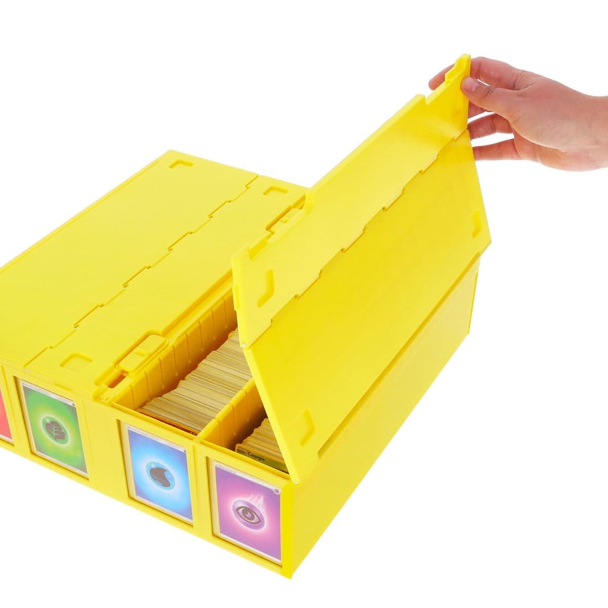 BCW Collectible Card Bin - 3200 - Yellow. closing lid