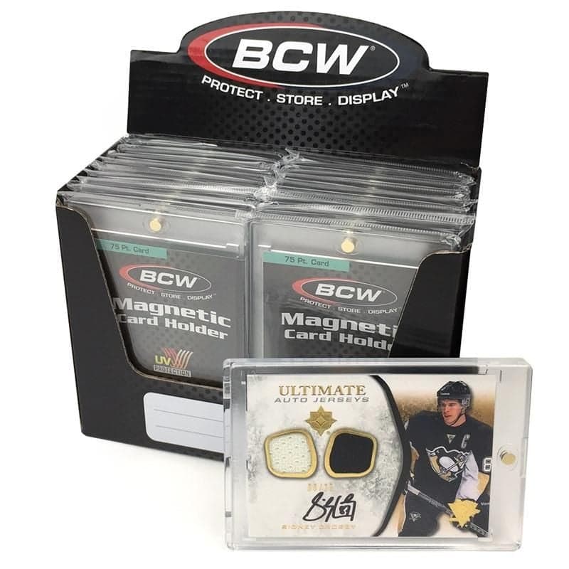 Box of BCW 75 point magnetic card holders with 2 holders with cards