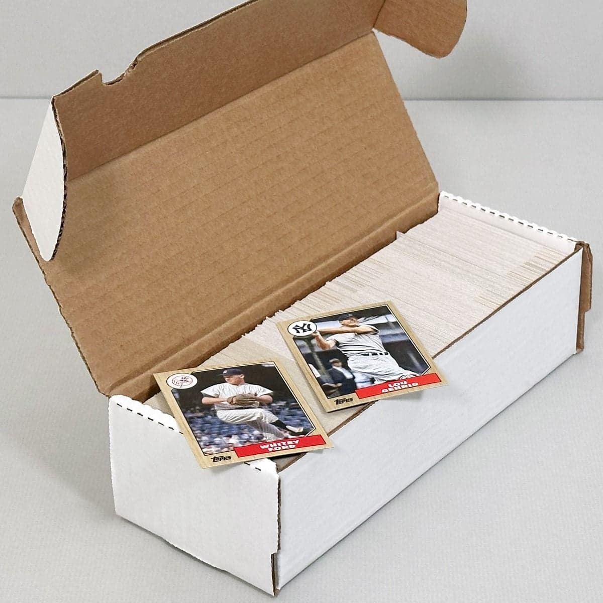 BCW 550 count box with cards