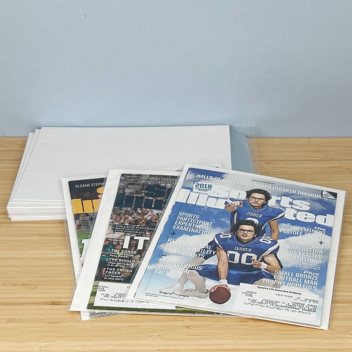 BCW Comic Book Premades. Magazine. 25 bags and boards.