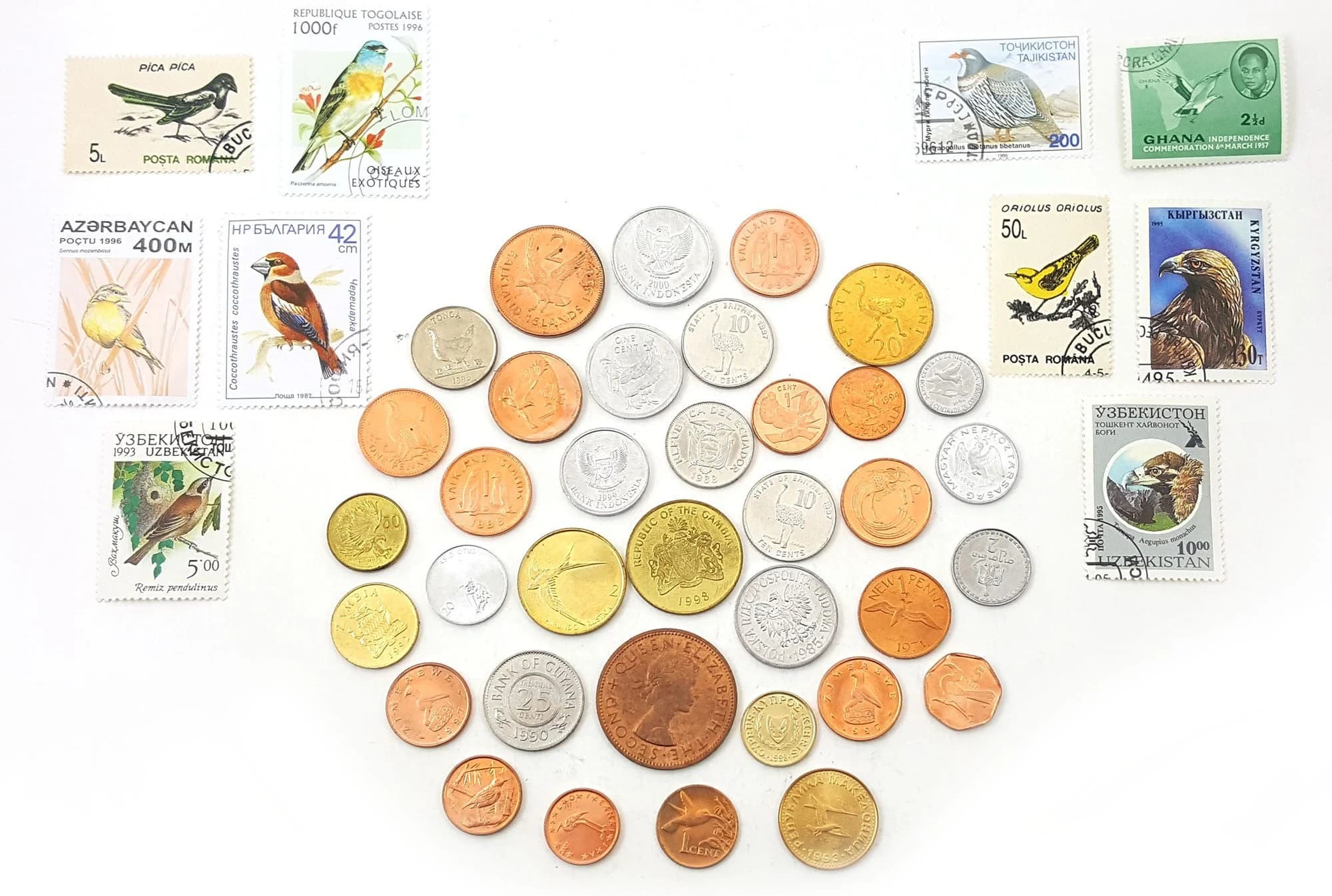 Bird Coins of the World: A Set of 33 Coins and 10 Stamps (U) - Image 2