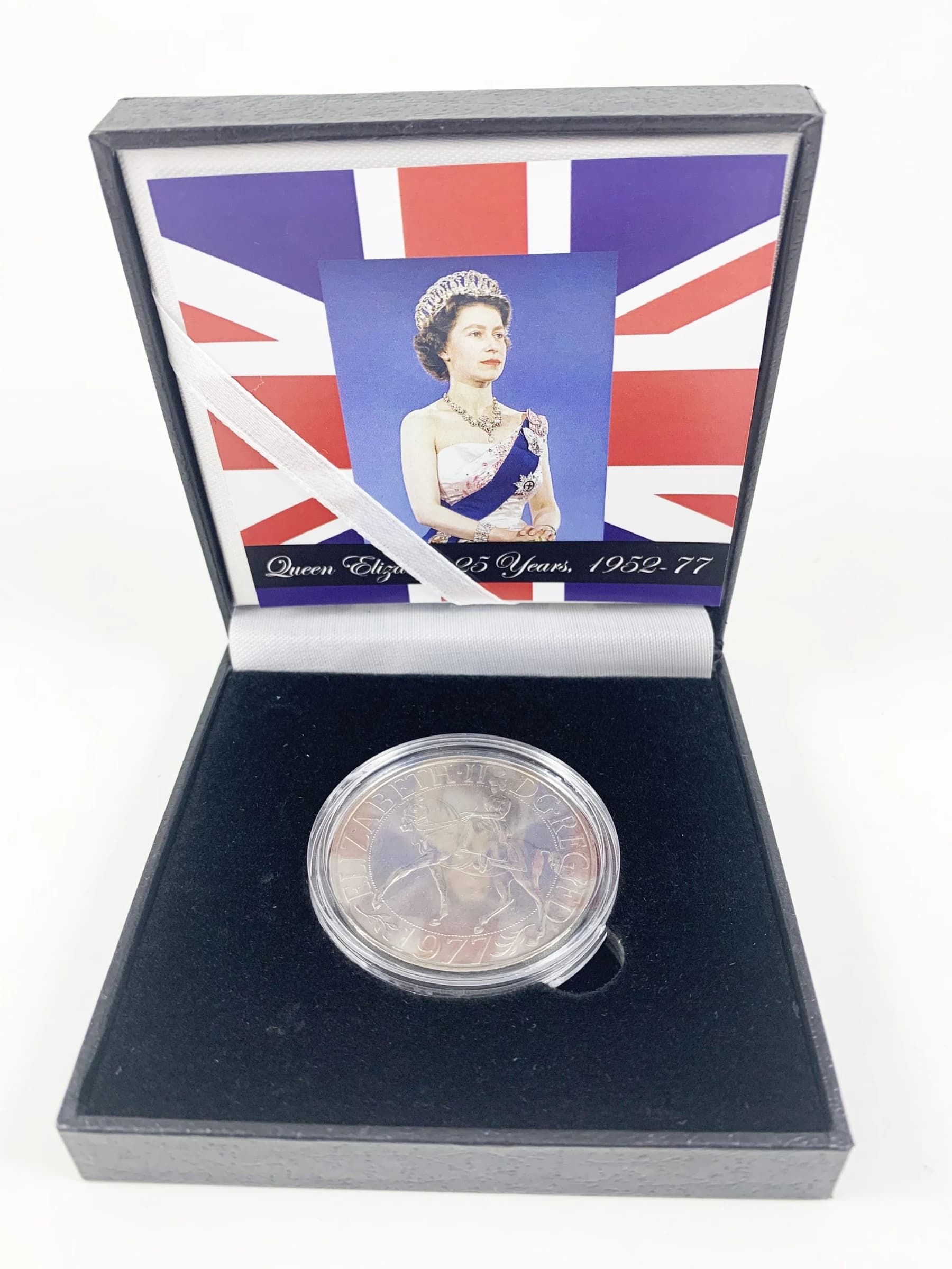 Queen Elizabeth II, Silver Jubilee Crown (1977) (Black Box) - Image 2