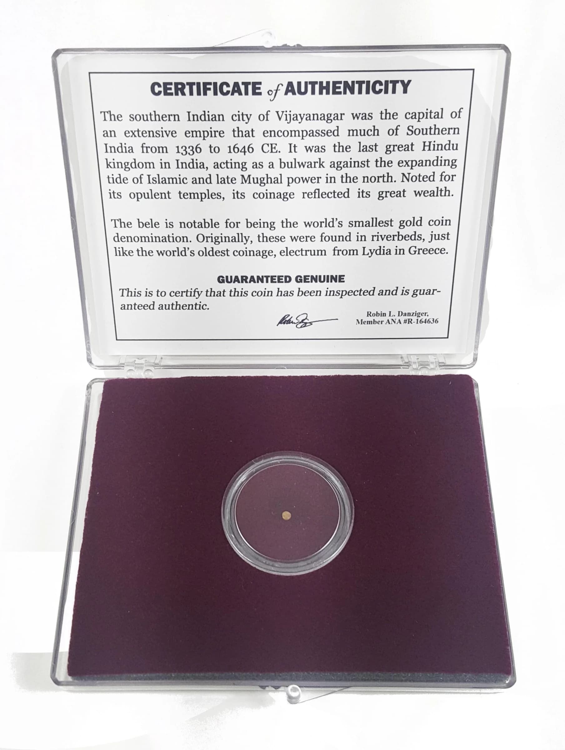 World's Smallest Gold Coin: Bele of Vijayanagara (Clear Box) - Image 2